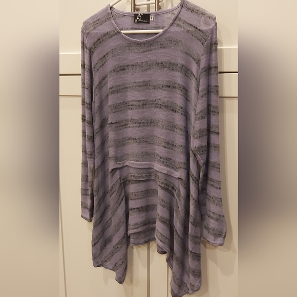 Fenini striped knit tunic top - Picture 3 of 8